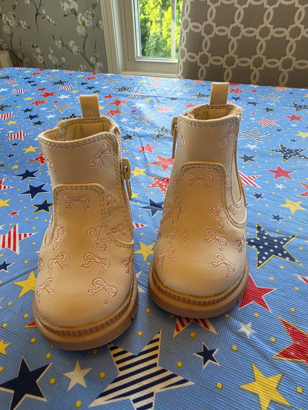 Wonder Nation Pink Bow Print Booties